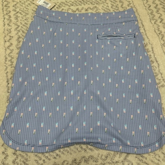 Nwt Peter millar golf or tennis skirt - Picture 3 of 4